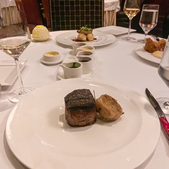Bull & Bear - Filet Mignon - Steakhouses Near Me - Orlando, Florida Bull & Bear - Filet Mignon - Steakhouses Near Me - Orlando, Florida