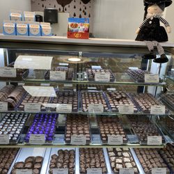 Dinstuhl's Candies - Candy