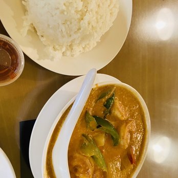Balboa Thai Food - Pineapple shrimp curry - Thai Near Me - Granada Hills, California