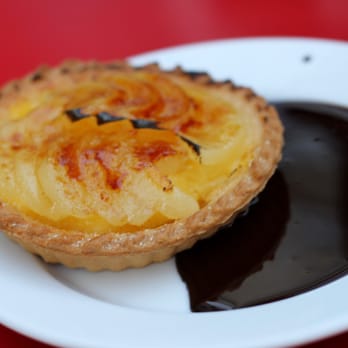 Café du Marché - Pear tart with chocolate. Yumm! - Brasseries Near Me - Paris, 75