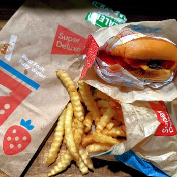 Super Deluxe - Super Deluxe - Bend Oregon - Delivered by DoorDash (06/20/2025) - Burgers Near Me - Bend, Oregon