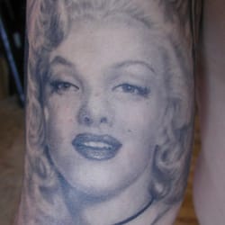 Swan Family Ink - Portrait of Marilyn