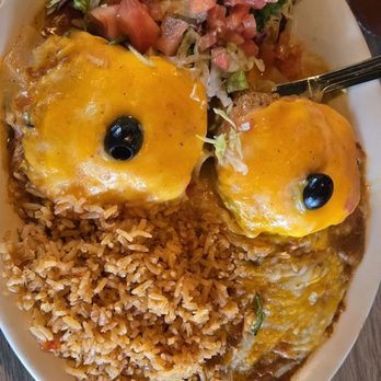La Pinata - Tia Carlotta - Mexican Near Me - Phoenix, Arizona
