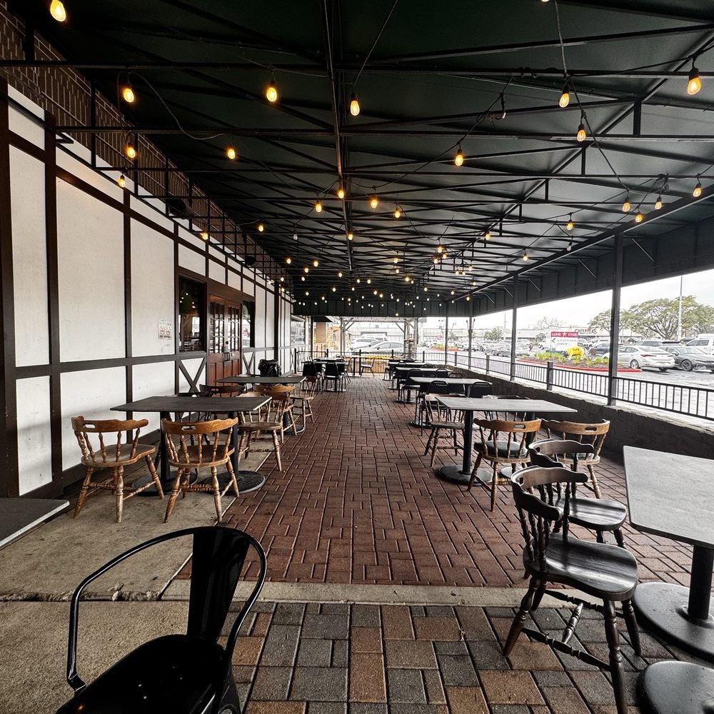 Emerald Tavern Games & Cafe - Coffee & Tea Near Me - Austin, Texas