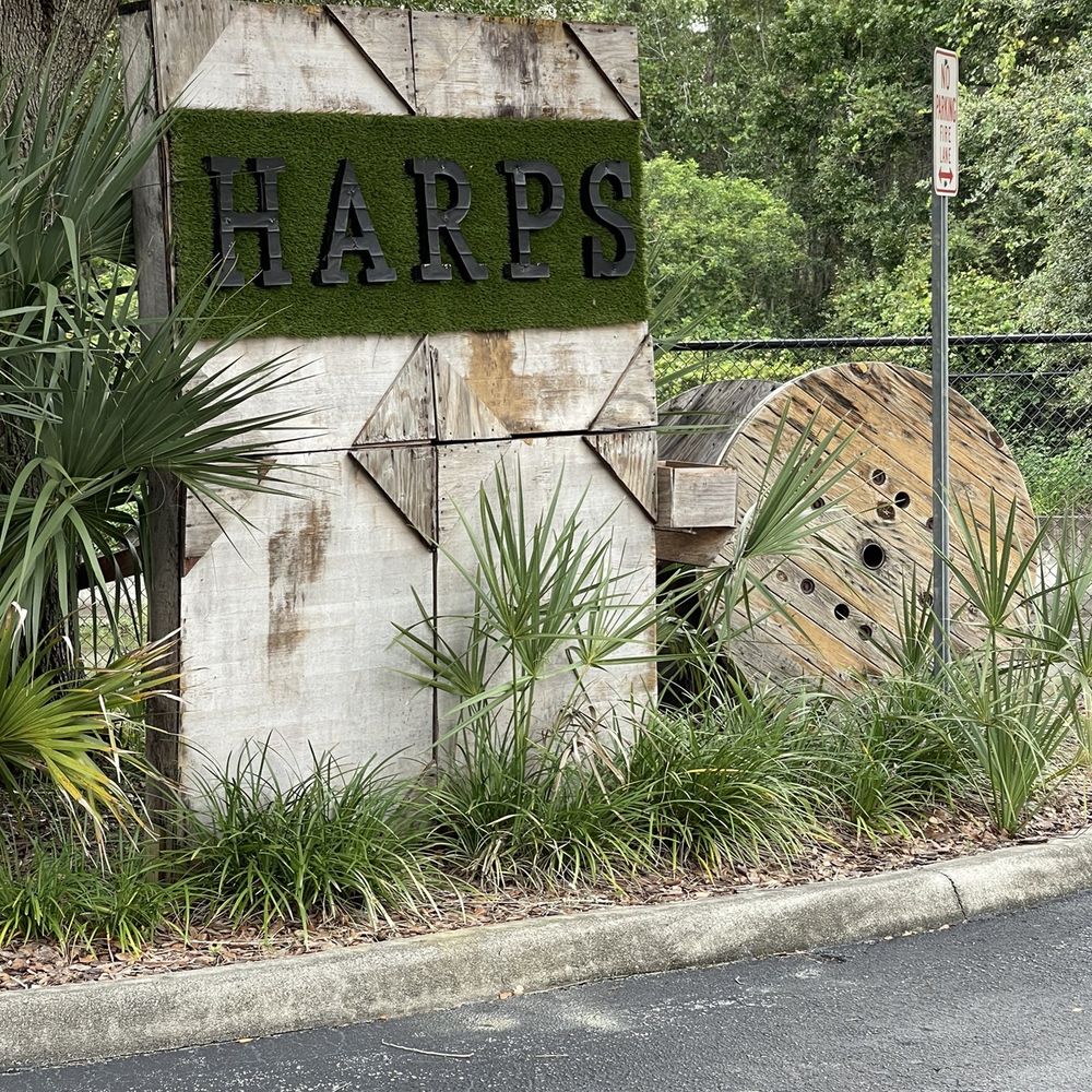 Harps Of Trinity - Cool outdoor signage - Irish Pub Near Me - Trinity, Florida