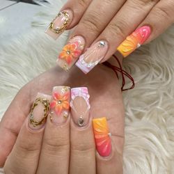 Eco Friendly Nail Salon