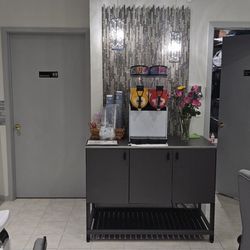 Holly Nails Spa