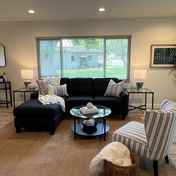 2 Sisters Home Staging - Home Staging Near Me - Land O' Lakes, Florida 2 Sisters Home Staging - Home Staging Near Me - Land O' Lakes, Florida