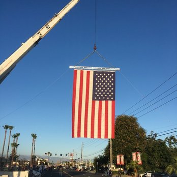 Cal's Crane - American Flag Display - Crane Services Near Me - Clarksville, Tennessee