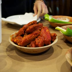Duff's Famous Wings - Armageddon wings