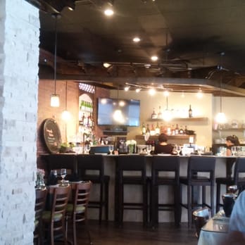Basil n' Spice Thai Cuisine - The bar - Thai Near Me - Worcester, Massachusetts