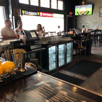 Cannon's Corner Irish Pub - Irish Pub Near Me - Dallas, Texas