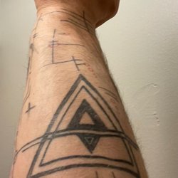 RedHouse Tattoo
