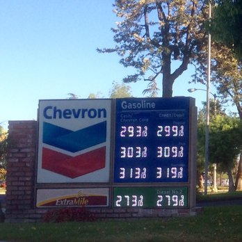 Chevron - Prices aren't the lowest, but station is solid, attractive, popular. (Aug,2017). - Gas Stations Near Me - Ontario, California