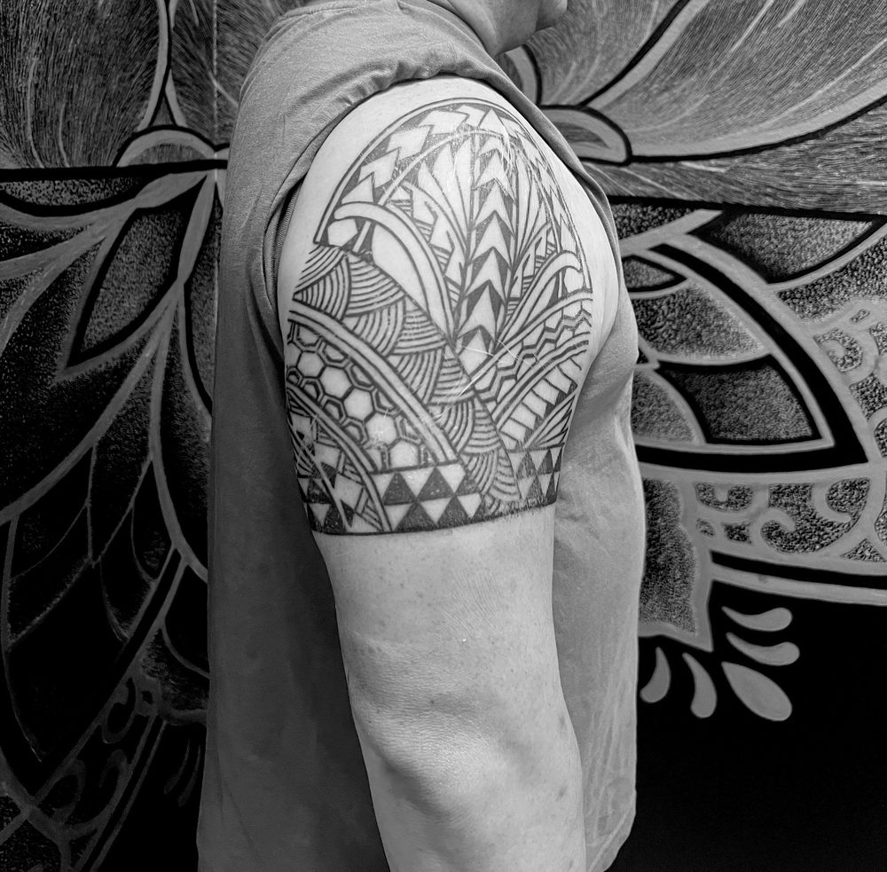Onespeed Tattoo and Aesthetic Studio Logo