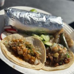Taco Rico - Taco al pastor. Taco de tripa and carne asada burro.  Yes I was hungry