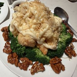 Jumbo Shrimp with Walnut