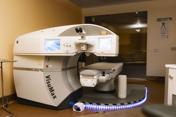 Dynamic Clearview Eye & Laser Medical Center Abstract for Your Screen Dynamic Clearview Eye & Laser Medical Center Abstract for Your Screen