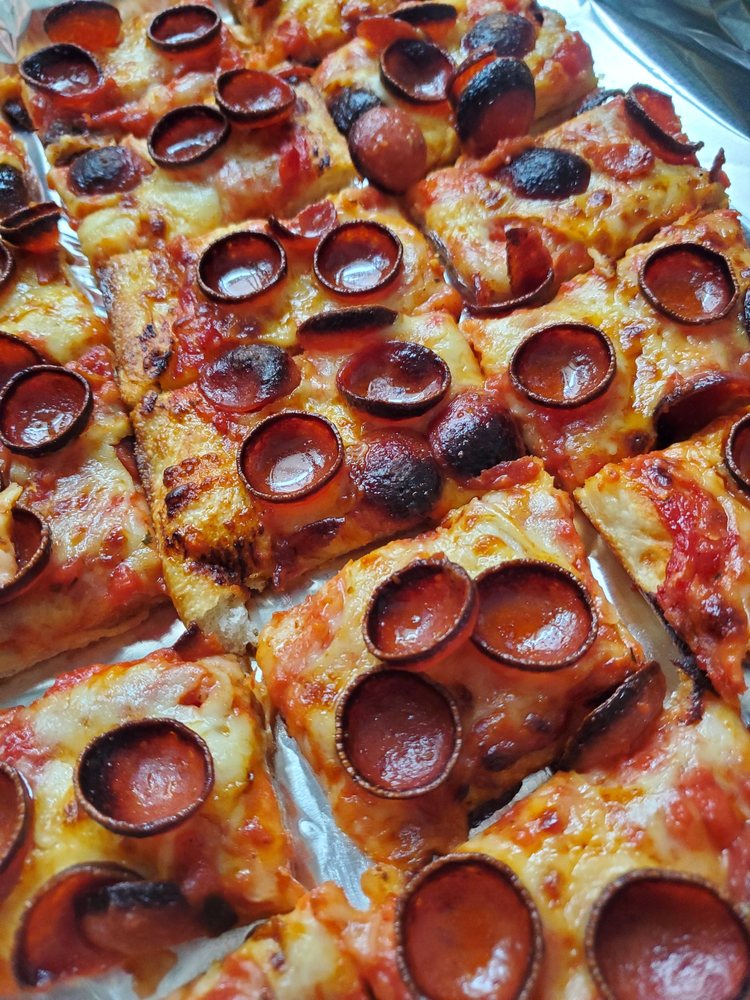 PIZZA DELIZIA ITALIAN CLASSICS 32 Photos & 11 Reviews Pizza 2510 Bowen Rd, Elma, NY