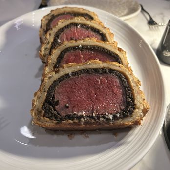 Gordon Ramsay Steak - Roasted Beef Wellington for 2 - Steakhouses Near Me - Richmond, British Columbia