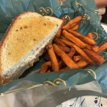 Neighbor’s Tap & Table - Pimento cheese and sweet tater fries - Tapas/Small Plates Near Me - Gulfport, Mississippi Neighbor’s Tap & Table - Pimento cheese and sweet tater fries - Tapas/Small Plates Near Me - Gulfport, Mississippi