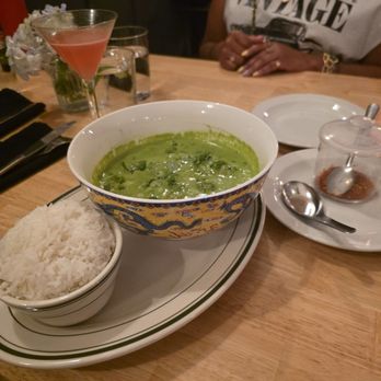 Rex’s Restaurant - Green curry made with spinach and fresh veggies with jasmine rice - Cocktail Bars Near Me - Little Rock, Arkansas