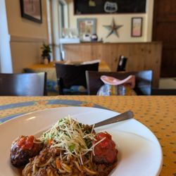 Spaghetti with meat balls