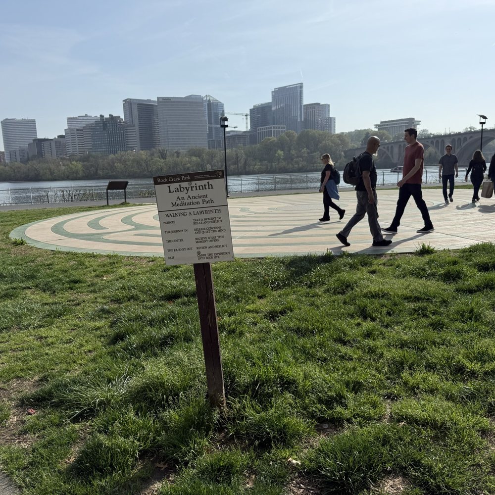 Waterfront Park - Labyrinth - Parks Near Me - Alexandria, Virginia