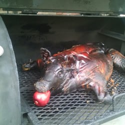 Smokin' Jarhead - Whole Hog catering