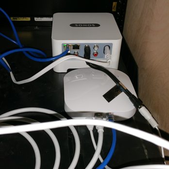 Vectro Computers - The eero home wireless mesh system and Sonos audio (close-up). - IT Services & Computer Repair Near Me - Glastonbury, Connecticut
