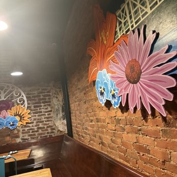 Taqueria Cresta - Mexican Near Me - Philadelphia, Pennsylvania