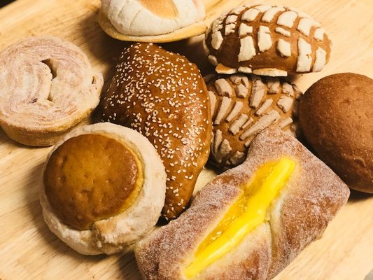 Diana's Bakery by null