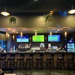 Go Vino Bar & Grill