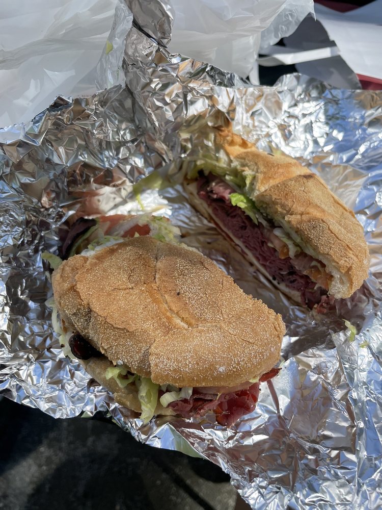 SHAMAS DELI Updated August 2024 37 Photos & 86 Reviews 150 W 38th