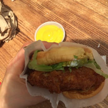 Shake Shack Upper West Side - Chicken Burger - Fast Food Near Me - New York, New York