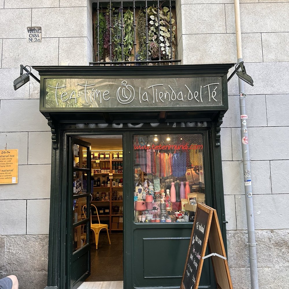 Teterimundi - maltiness and greenness are the aromas when you enter the shop. - Coffee & Tea Near Me - Madrid, M Teterimundi - maltiness and greenness are the aromas when you enter the shop. - Coffee & Tea Near Me - Madrid, M