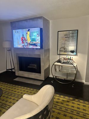 Montrose at Beverly Hills by null