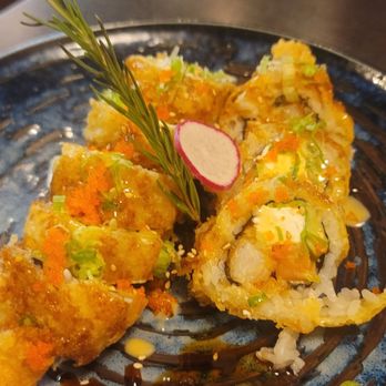 Kaiyu Sushi - The Golden Tiger Roll - Super Yum - Japanese Near Me - Los Angeles, California