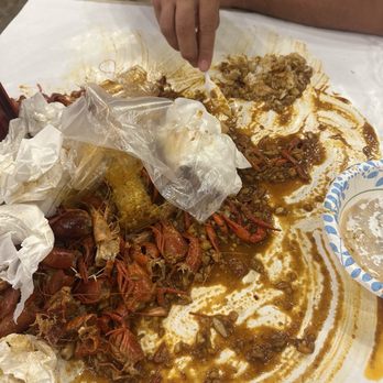 Cajun Crab Waikiki - 1lb of shrimp 1lb of crawfish - Seafood Near Me - Honolulu, Hawaii