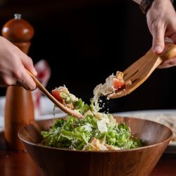 Tabella - Freshly tossed salads.