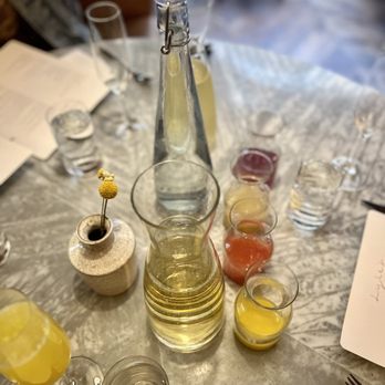 Lyle's - Bottomless mimosas - Breakfast & Brunch Near Me - Washington, DC, District of Columbia