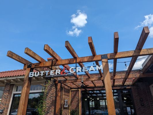 Butter & Cream by null