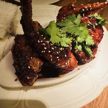 Au Cheval - General Jane's Honey-Fried Chicken - Bars Near Me - Chicago, Illinois