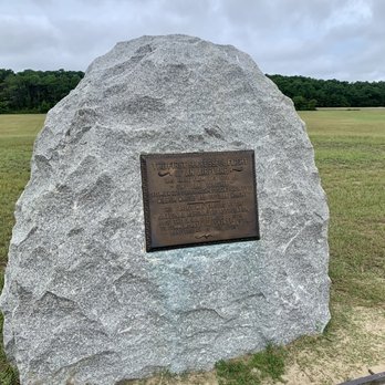 Wright Brothers National Memorial - Landmarks & Historical Buildings Near Me - Kill Devil Hills, North Carolina
