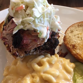 Roots 657 - Pulled pork - American Near Me - Leesburg, Virginia Roots 657 - Pulled pork - American Near Me - Leesburg, Virginia