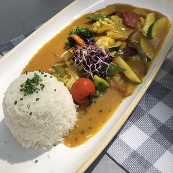 Schloßwirtschaft Schwaige - Vegetables with a coconut lemongrass sauce and basmati rice - German Near Me - Munich, BY