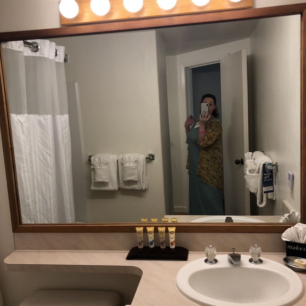 Kauai Beach Villas - Bathroom - Vacation Rentals Near Me - Lihue, Hawaii