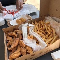 Anna's Fish Market - catfish , shrimp, and French Fries