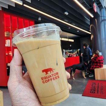 Equator Coffees - Ice vanilla latte - Coffee & Tea Near Me - Burlingame, California