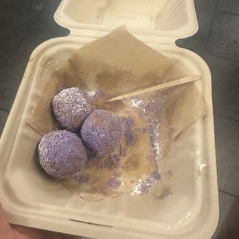 AlimamaTea - Mochi Donut - Desserts Near Me - New York, New York AlimamaTea - Mochi Donut - Desserts Near Me - New York, New York